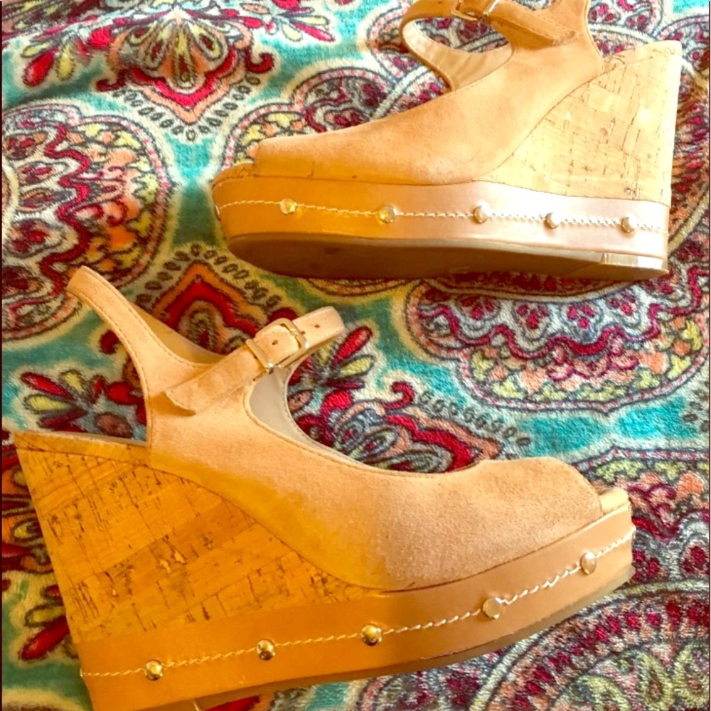 Antonio Melani Wedges Size 7